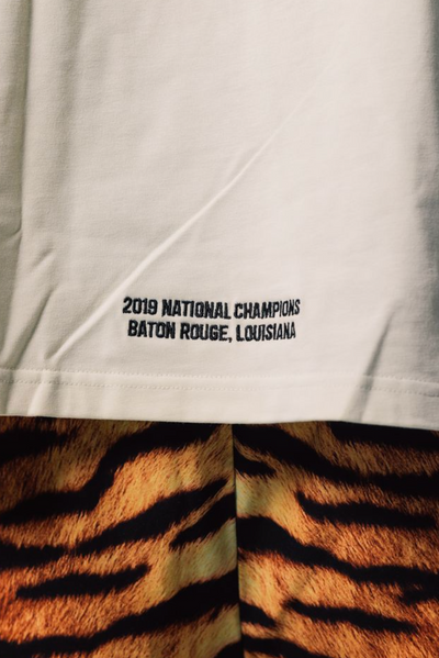 GOAT tee